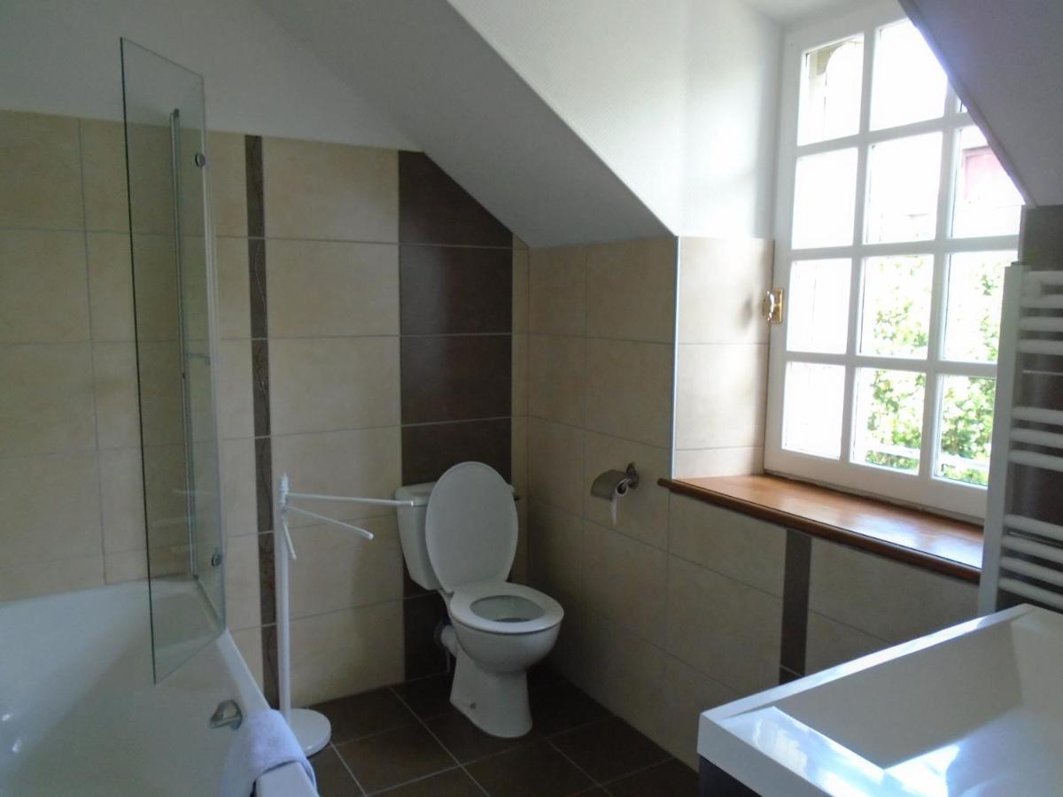 Maison Des Isles Saint-Hilaire-du-Harcouët Dış mekan fotoğraf